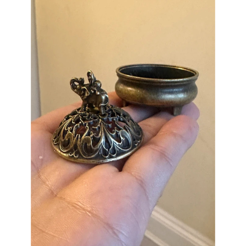Vintage Style Elephant Metal Incense Burner - Aromatherapy Crafting with Antique Details